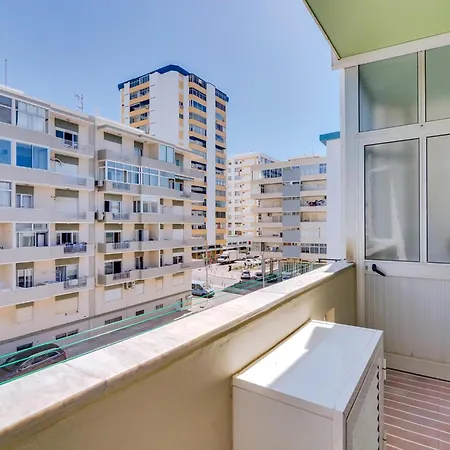 Al - Mare Alta شقة